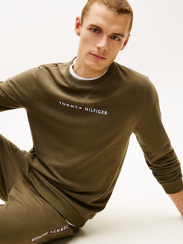 TOMMY HILFIGER Sweatshirt in Grün