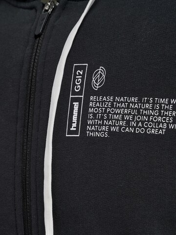 Hummel Sportsweatjacke in Schwarz
