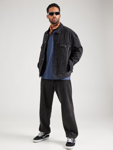 Tricou 'Chase' de la Carhartt WIP pe albastru