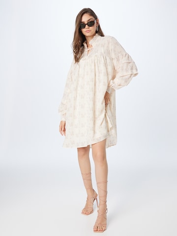 Lollys Laundry - Vestido 'Georgia' en beige