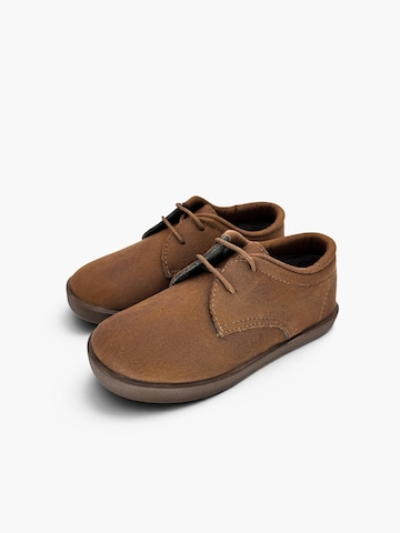 Chaussure basse Pisamonas en marron