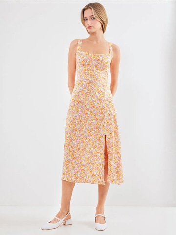 Abito di Bigdart in arancione: frontale