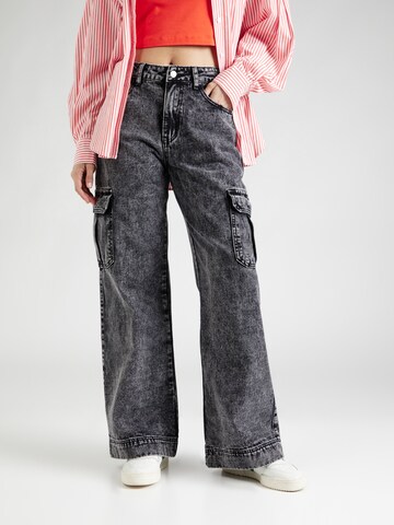 Wide leg Jeans cargo 'ANNIK' di FRNCH PARIS in grigio: frontale