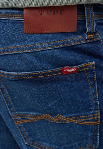 MUSTANG Regular Jeans 'Washington' in Blau
