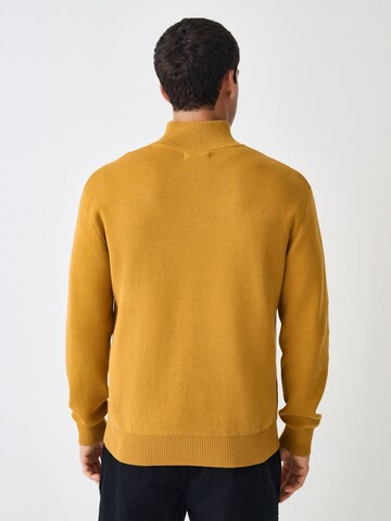 Next Svetr – žlutá