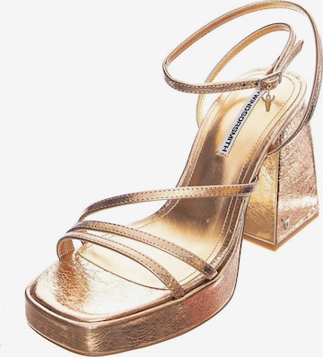Windsor Smith Sandały 'Womens Charms Rose Crinkle Foil Sandals' w kolorze różowy: przód