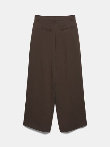 Baggy Pantalon à plis Pull&Bear en marron
