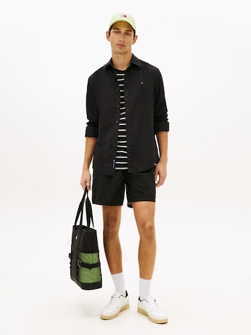 Tommy Jeans Regular fit Ing - fekete