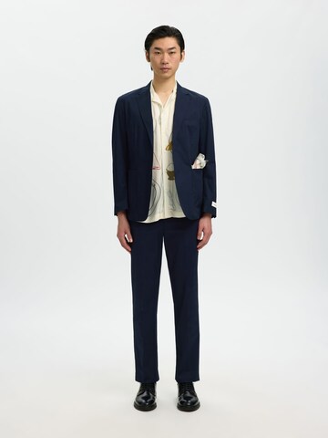 SELECTED - regular Pantalón de pinzas 'Selected X Hotel Amour' en azul