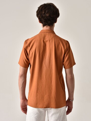 Coupe regular Chemise 'Ruggero' Antioch en orange