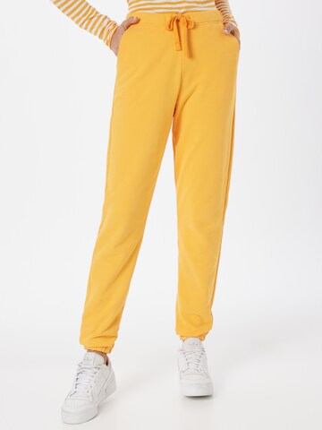 ARMEDANGELS Tapered Broek 'IVA' in Oranje: voorkant