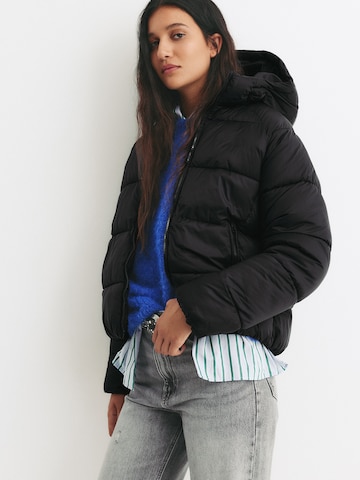 Pull&Bear Between-season jacket in Black