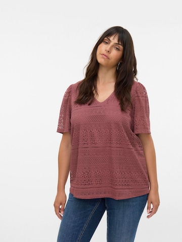 Chemisier 'VMCHoney' Vero Moda Curve en marron : devant