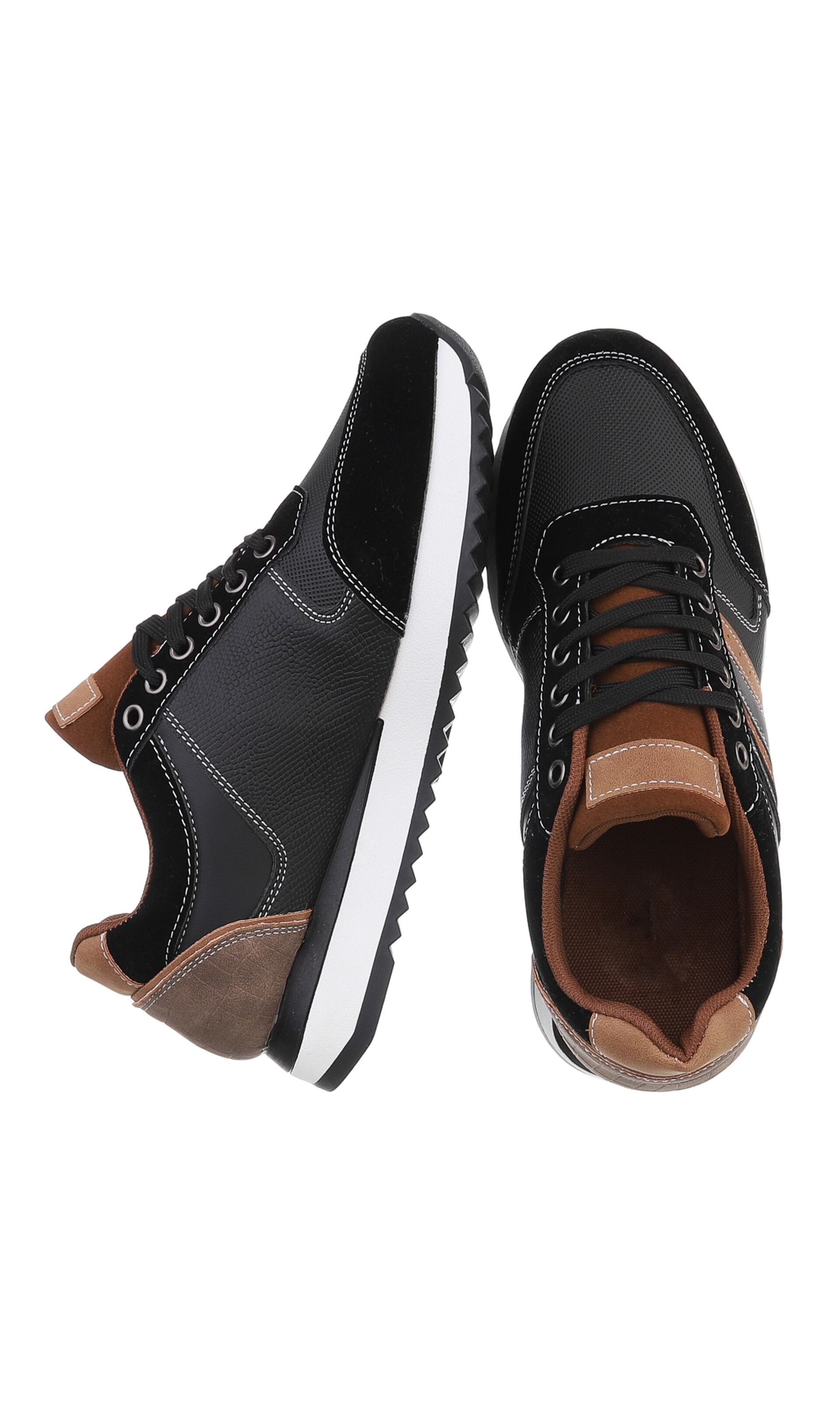 CoolWalk Sneakers in Black