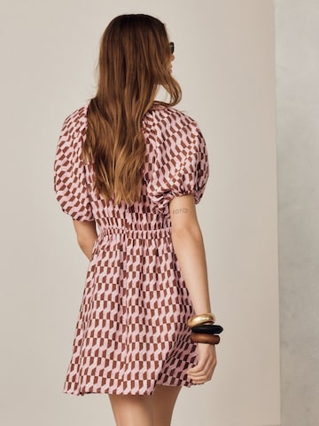 Next - Vestido en marrón
