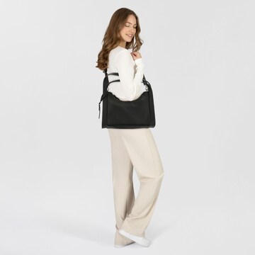 TOM TAILOR Schoudertas 'Aspen' in Zwart