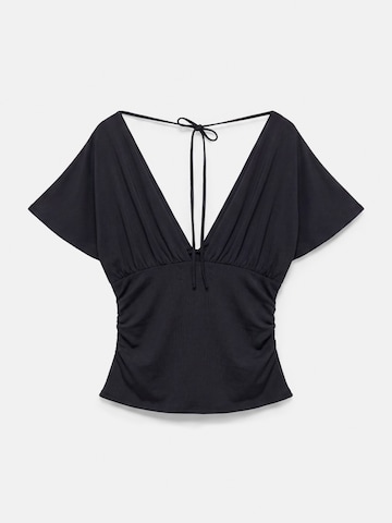 Pull&Bear Тениска в черно