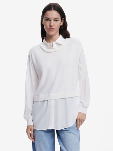 T-shirt '2-in-1' Desigual en blanc : devant