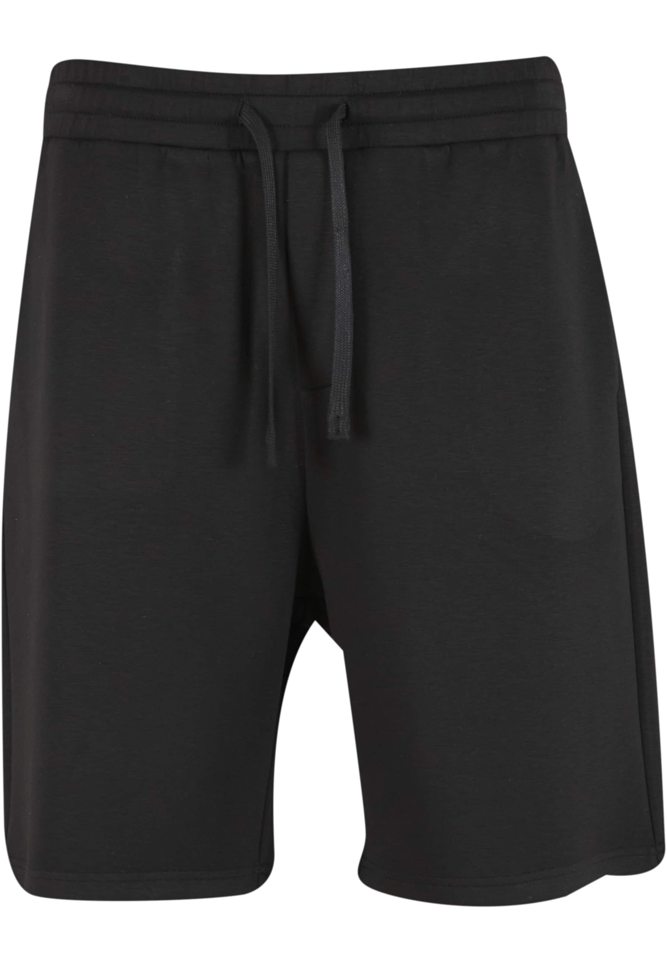 Urban Classics Regular Pants in Black: front