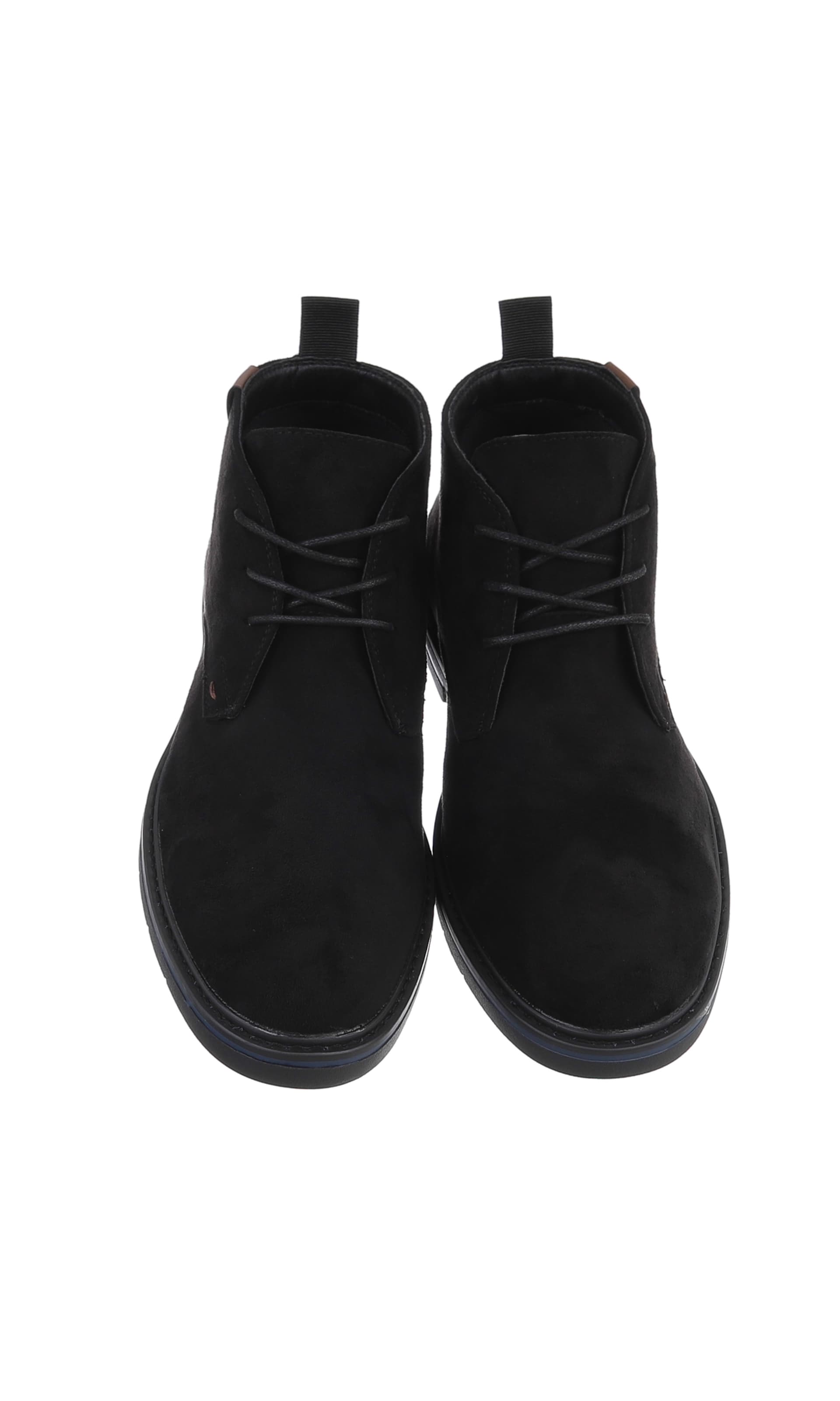 CoolWalk Boots in Black