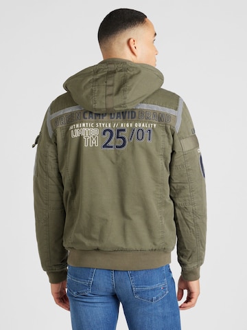 CAMP DAVID Between-Season Jacket in Green