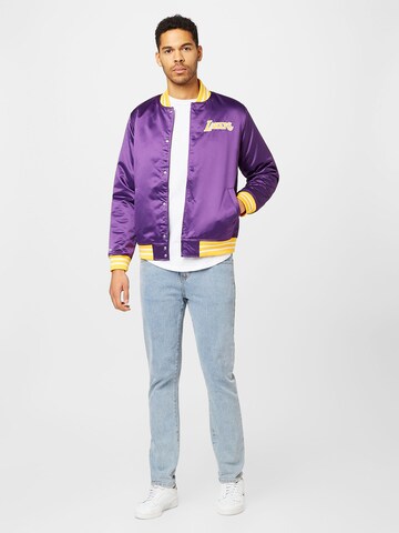 Mitchell & Ness Jacke in Lila