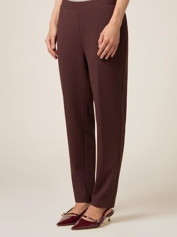Regular Pantalon oltre en rouge