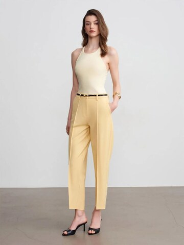 Regular Pantalon Dilvin en jaune