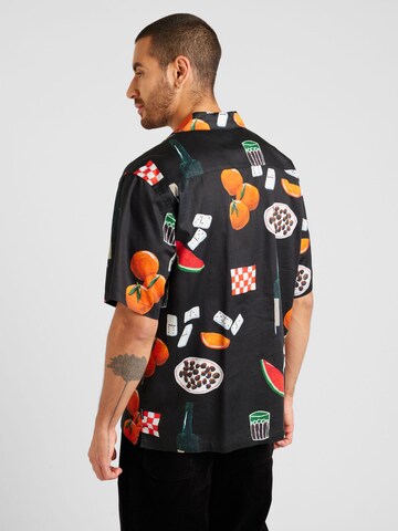 Carhartt WIP Comfort Fit Hemd 'Isis Maria Dinner' in Schwarz