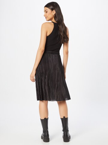 ABOUT YOU Skirt 'Drama' in Black