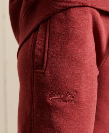 Effilé Pantalon Superdry en rouge