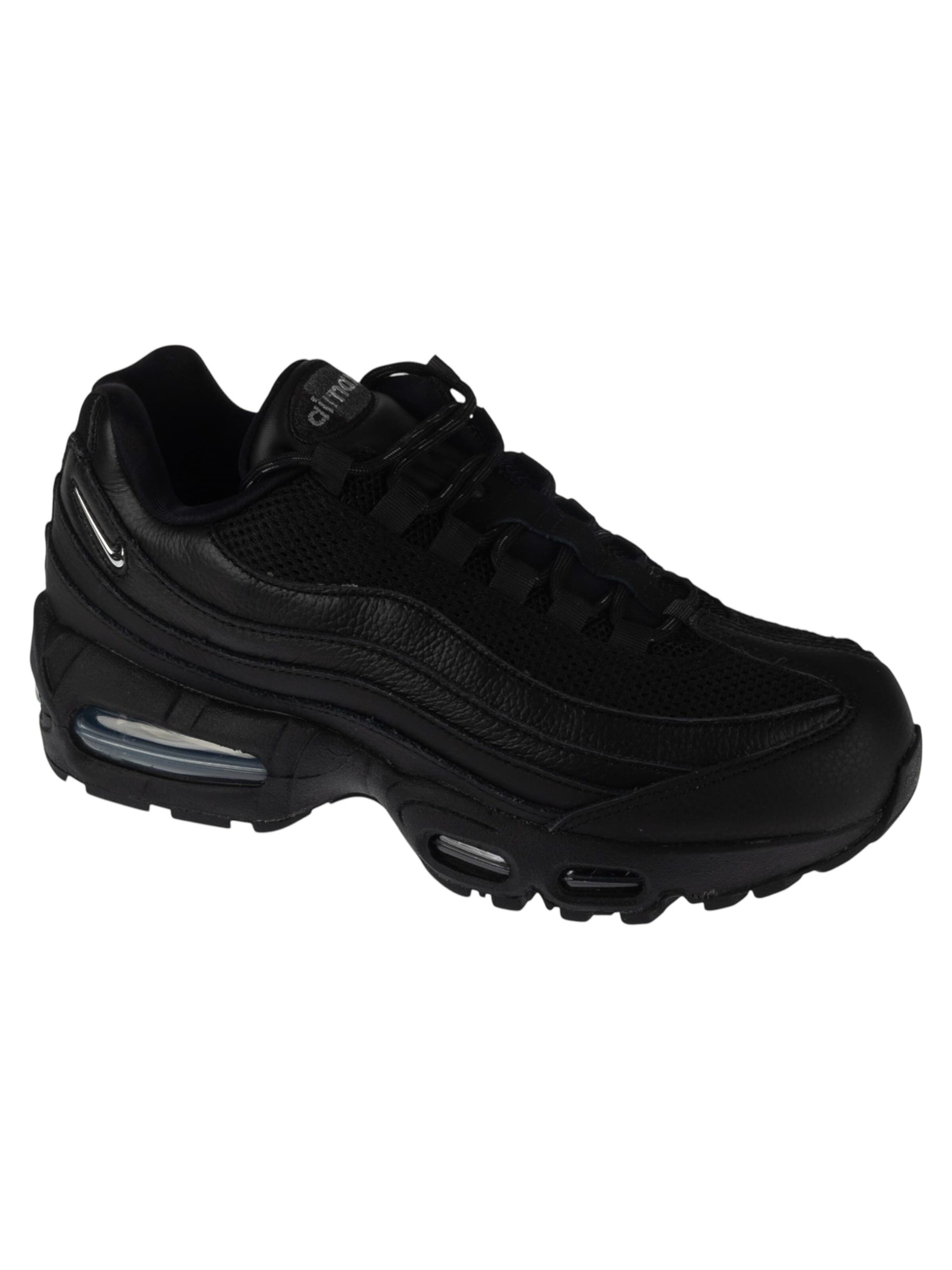NIKE Baskets basses 'Air Max 95' en 38 en noir, Vue avec produit