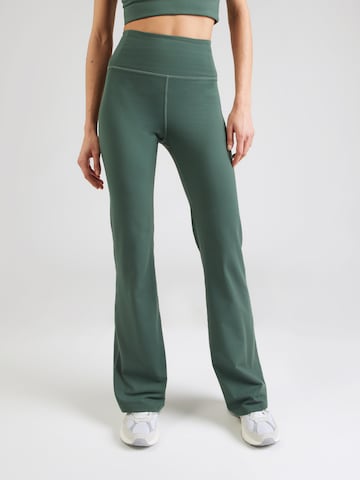 évasé Pantalon de sport Girlfriend Collective en vert : devant
