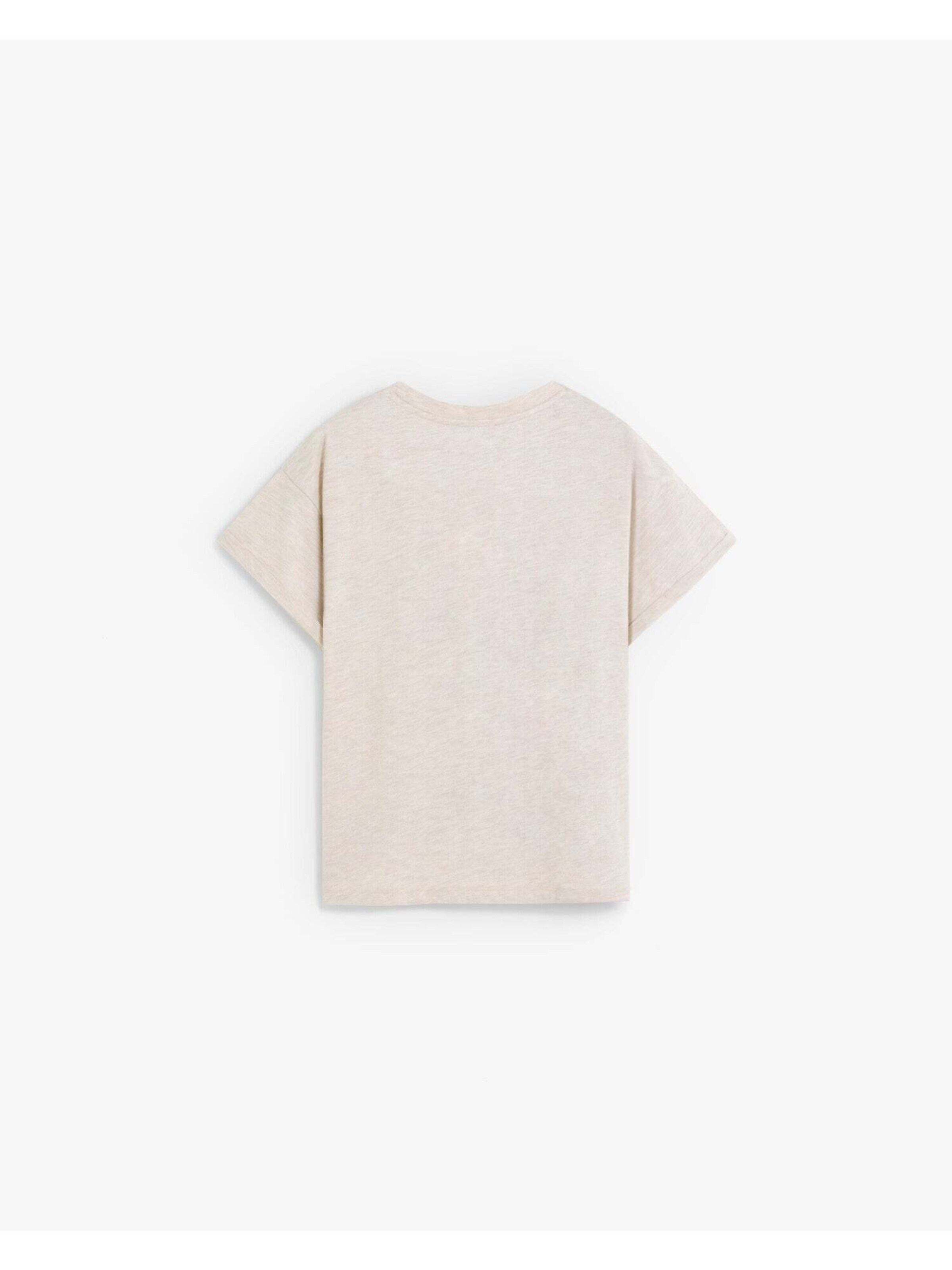 Tricou ' ' de la Scalpers pe bej: spate