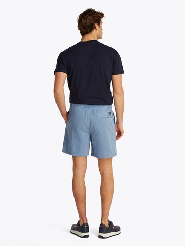 Tommy Jeans Štandardný strih Nohavice - Modrá: zadná strana