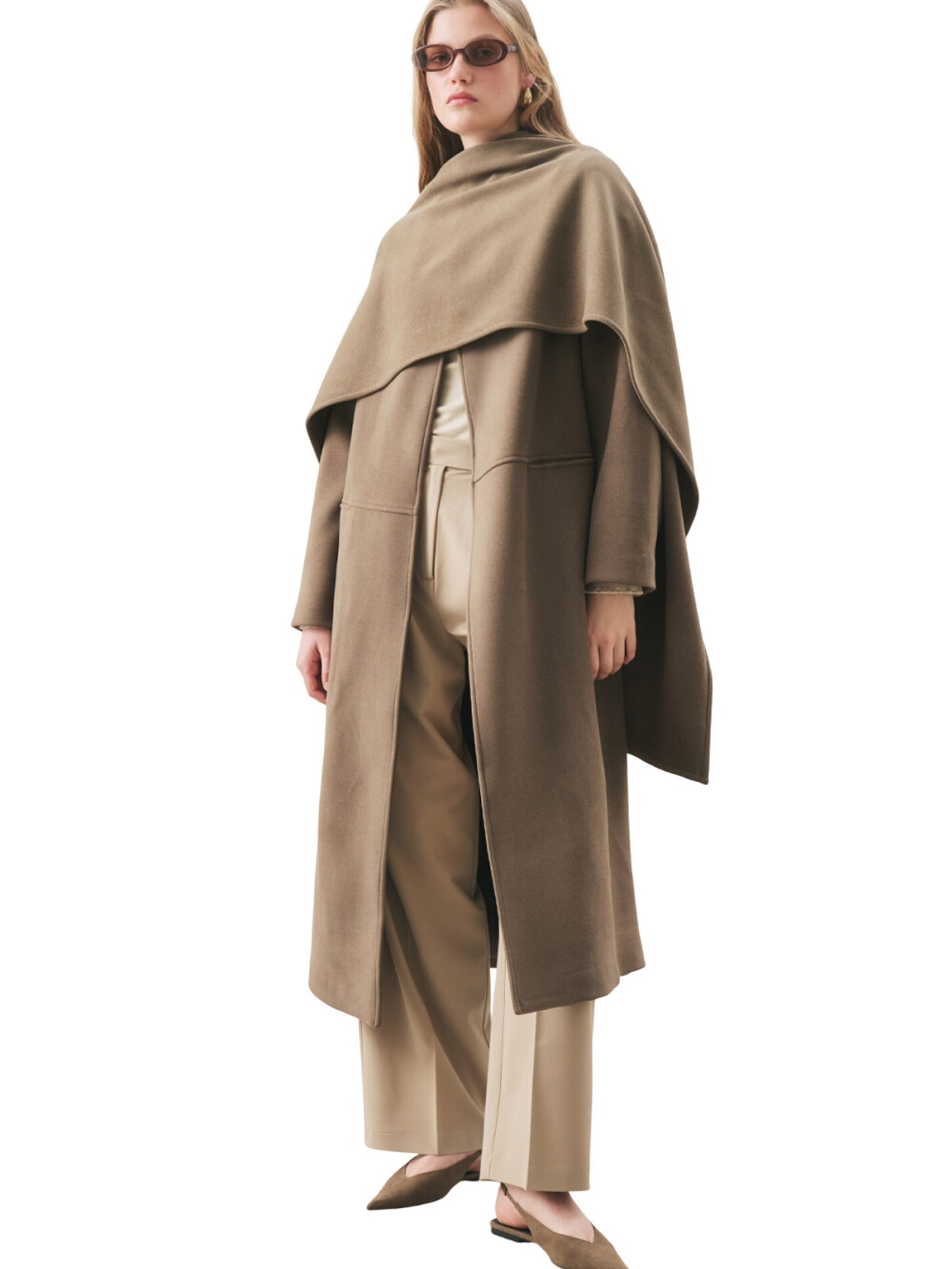 MANUKA Between-seasons coat in Green