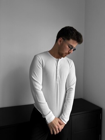 T-Shirt 'Slim Fit Long Arm Button T-shirt - Ecru' Kleidermafia en beige