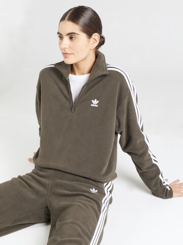 ADIDAS ORIGINALS Sweater in Green: front