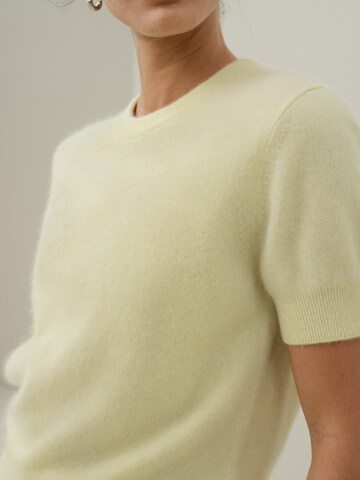 Lilysilk Sweater in Yellow