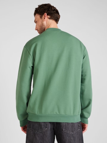 Bluză de molton 'Marek Sweater' de la ABOUT YOU pe verde