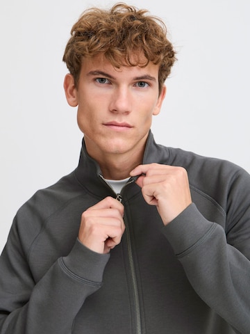 Casual Friday Sweatjacke 'Sigurd' in Grau