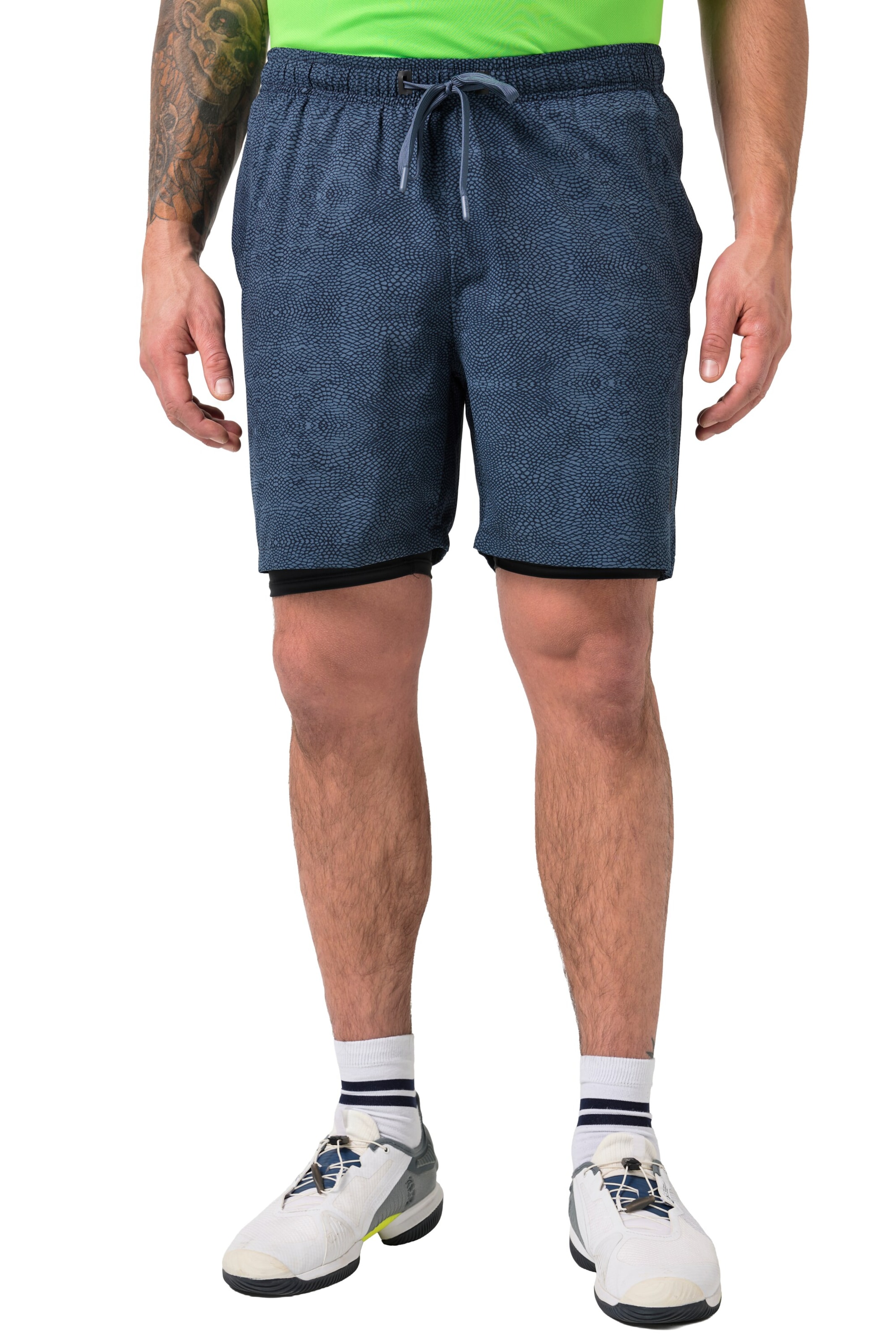 JAY-PI Loosefit Shorts in Blau: Vorderseite