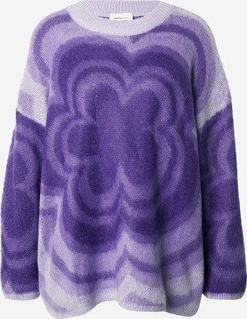 Monki Sweater in Purple: front