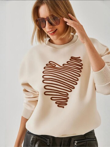 Bianco Lucci Sweatshirt in Beige