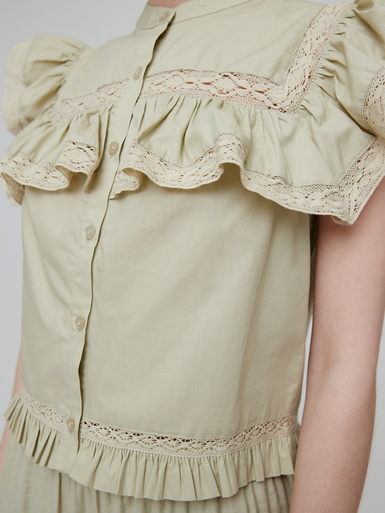 EDITED Produkte Shirt 'Jesse' - grün