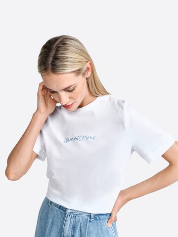 Rich & Royal Shirt in White: front