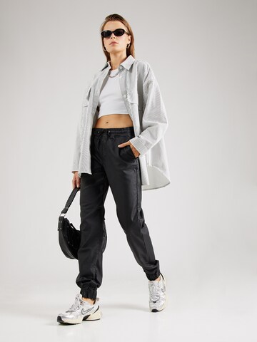 Effilé Pantalon 'NMKLAY' Noisy may en noir