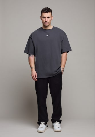 Distorted People Póló - szürke