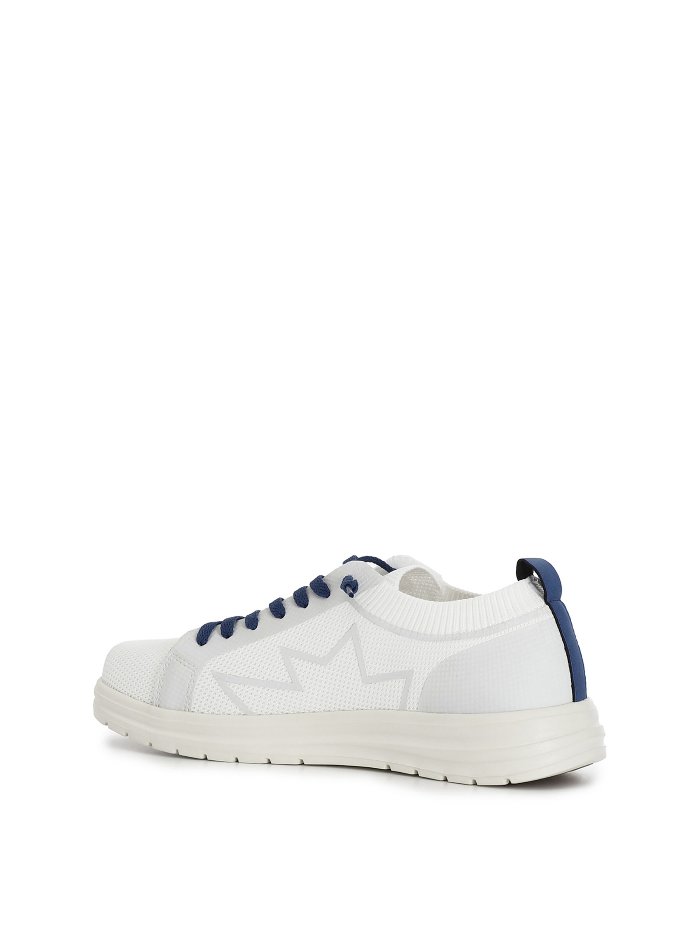 Sneaker bassa di CAFè NOIR in bianco