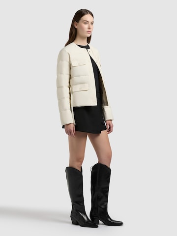 Veste d’hiver 'Cinnia ' khujo en blanc